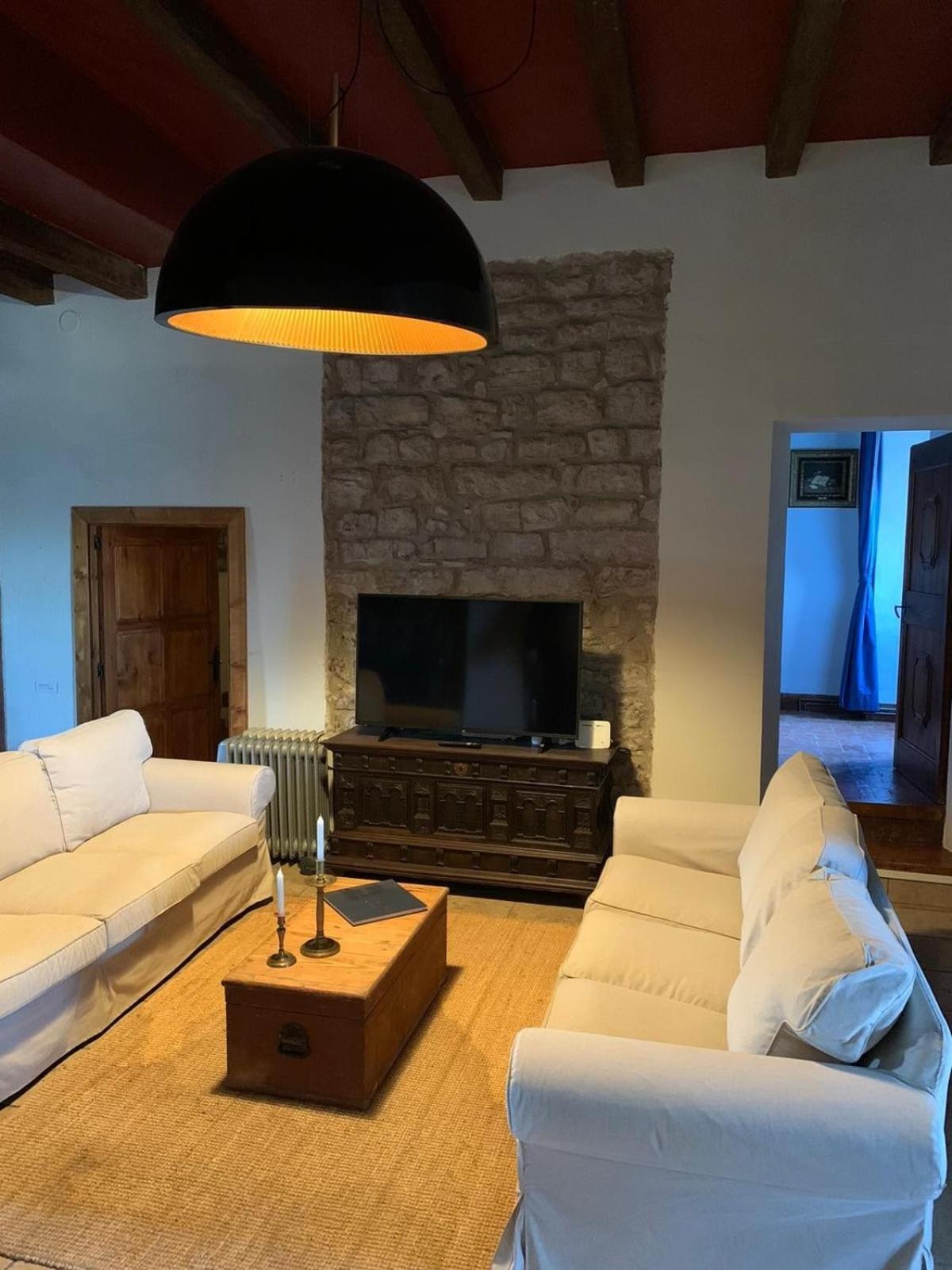 Masia Cal Millas - Turisme Rural Castellfullit de Riubregos エクステリア 写真