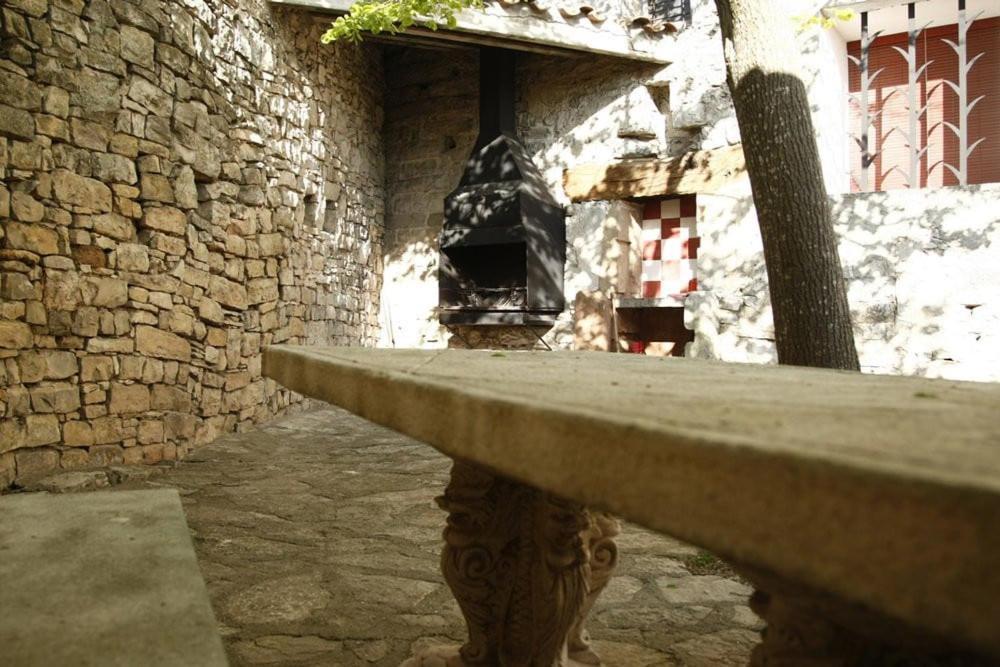 Masia Cal Millas - Turisme Rural Castellfullit de Riubregos エクステリア 写真