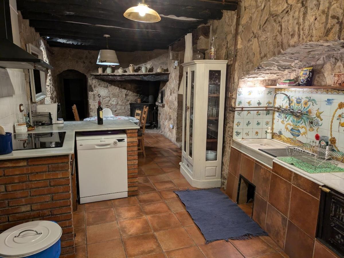 Masia Cal Millas - Turisme Rural Castellfullit de Riubregos エクステリア 写真